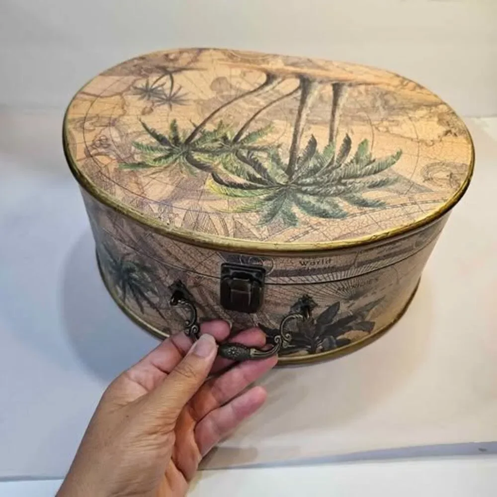 Vintage Style Tropical Palm Tree Map Oval Storage Box